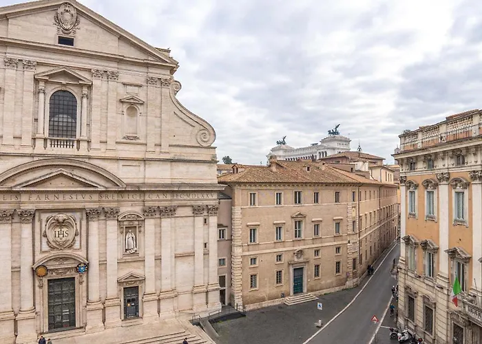 Easytopstay - Piazza Venezia View Charming 아파트 로마