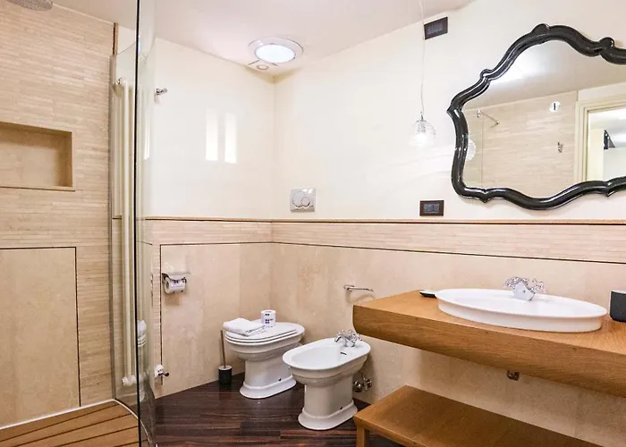 Easytopstay - Piazza Venezia View Charming Apartman