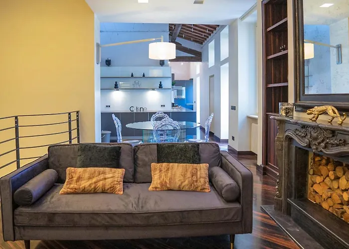 Easytopstay - Piazza Venezia View Charming Apartman *