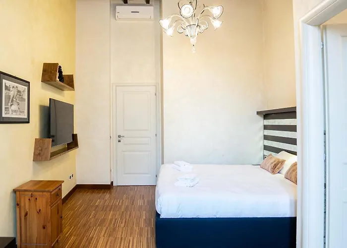 Easytopstay - Piazza Venezia View Charming *