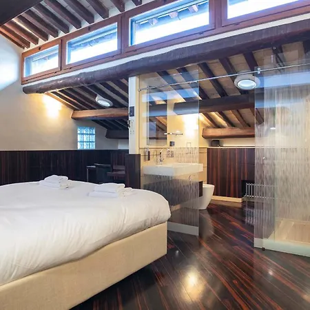 Easytopstay - Piazza Venezia View Charming 로마