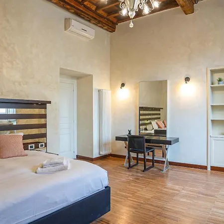 아파트 Easytopstay - Piazza Venezia View Charming