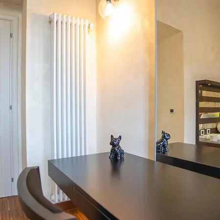 Easytopstay - Piazza Venezia View Charming 아파트 *